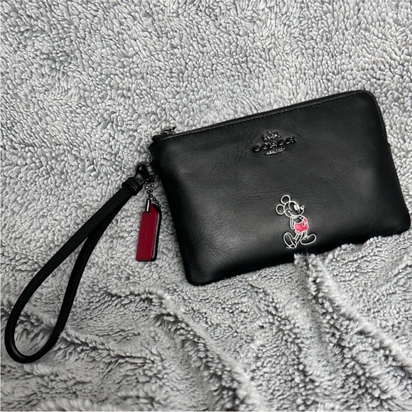 Coach Limited Edition Mickey Mouse Leather corner zip Wristlet in Box EUC - Picture 4 of 16